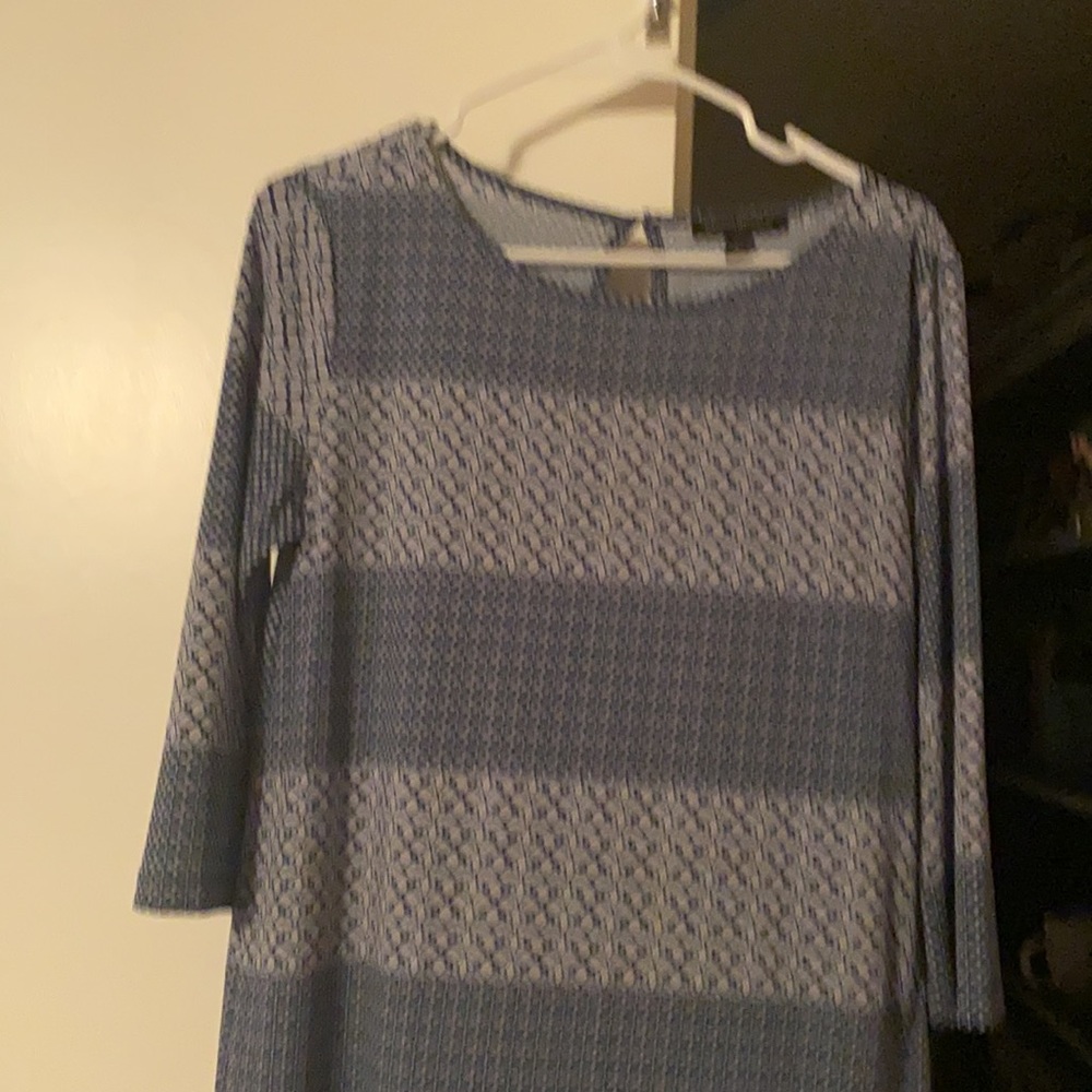 Dress - Picture 3 of 6
